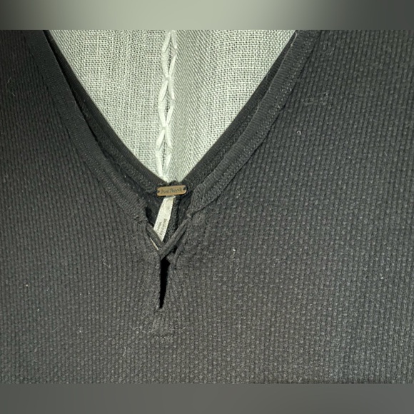 Free People, black, last dance with lace cuffs shirt. Sz. M - Picture 6 of 8